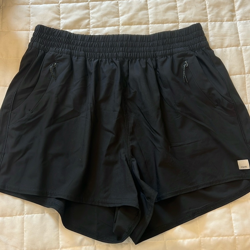 Vuori Black Dash Shorts 3” Black Athletic Shorts